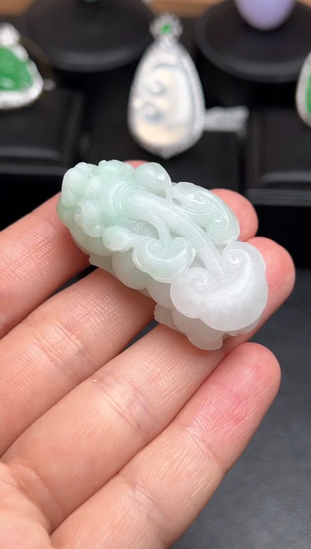 定制翡翠未镶嵌翡翠
