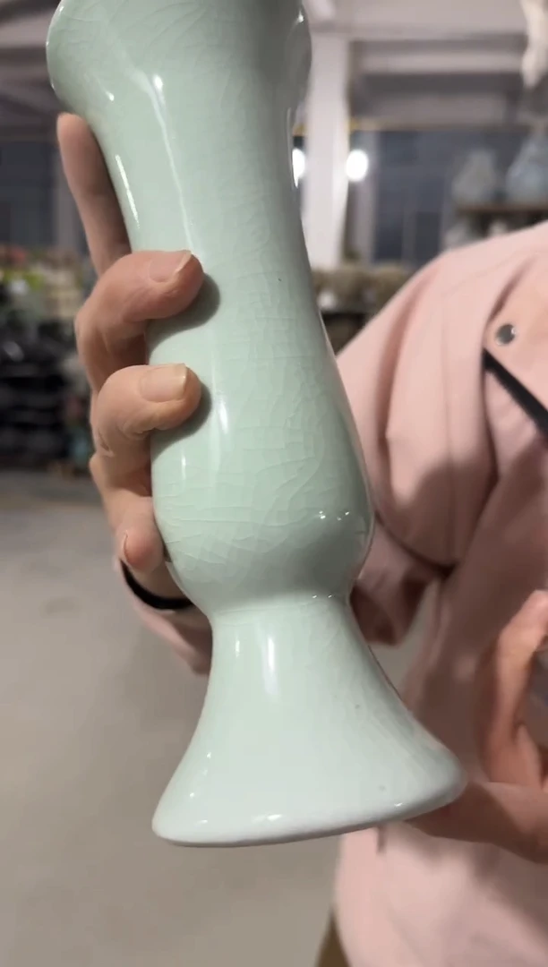 冰裂纹景德镇陶瓷瓶