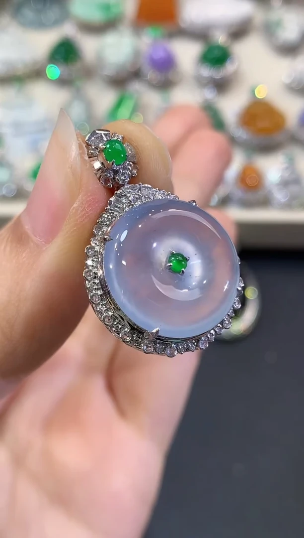 吊坠(不含链)18K金镶嵌翡翠C209