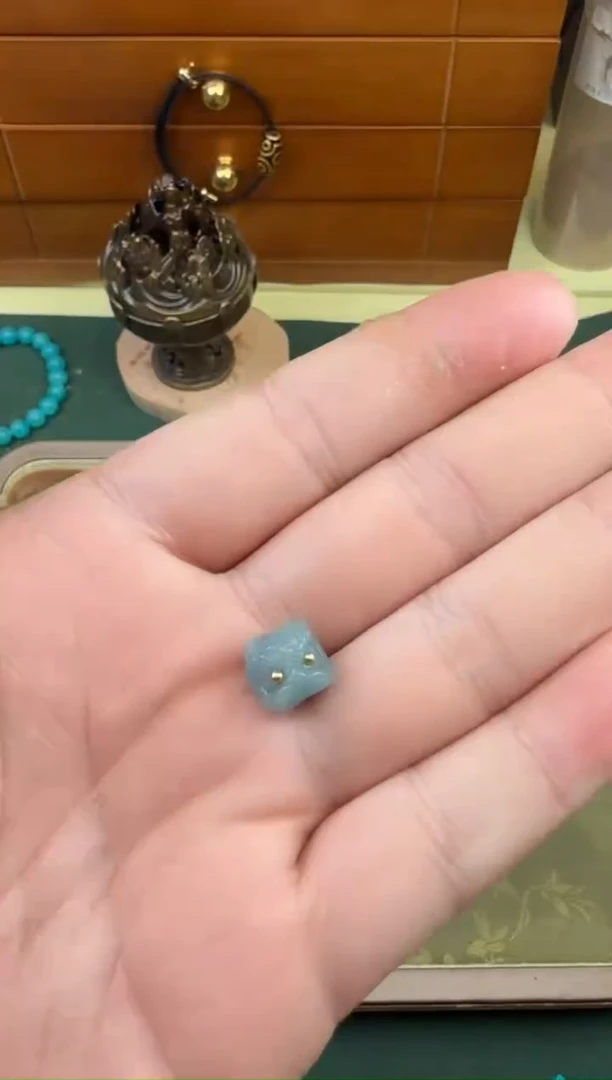 配石翡翠翡翠醒狮1.0单颗