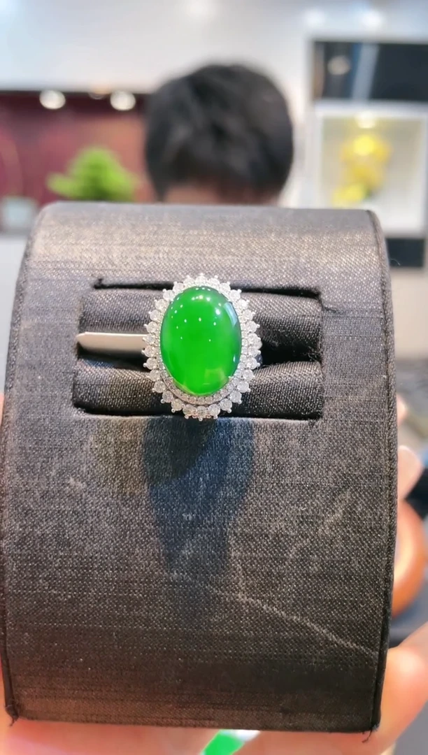 【闪购商品】翡翠颈饰18K金镶嵌A21天然A货翡翠两用款戒指