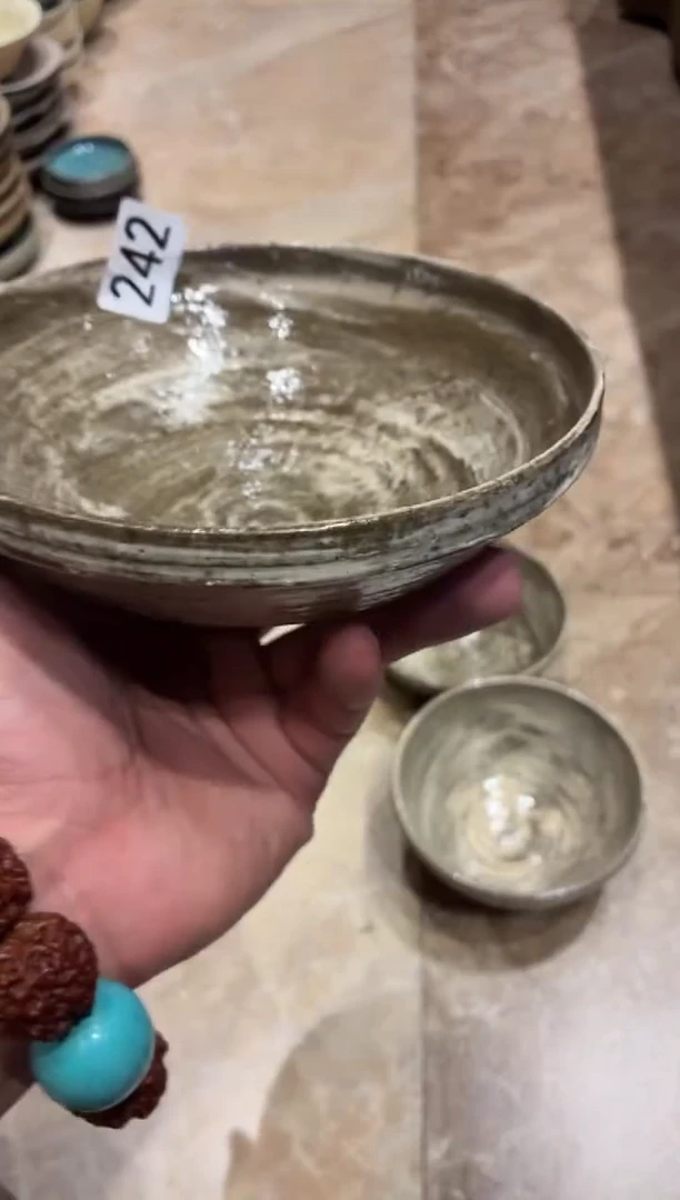 瓷片烦****?242，粉引手工立边碗