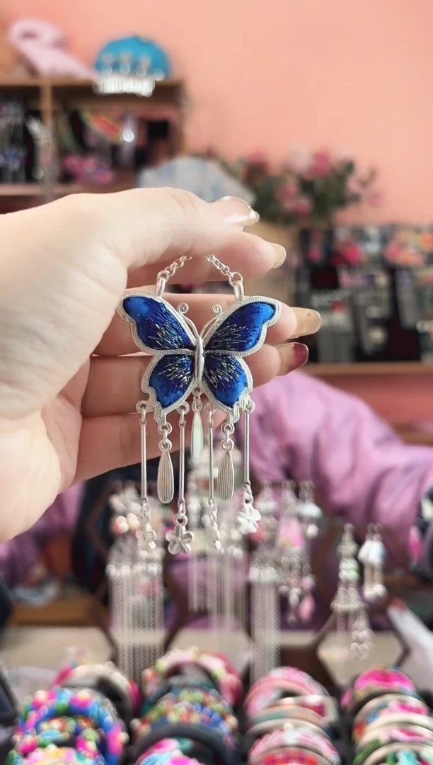 艺枝独绣手工饰品244