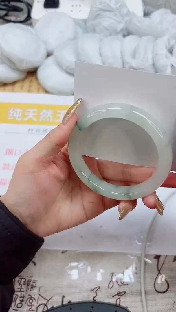 【闪购商品】石英质玉手镯未镶嵌K288-58
