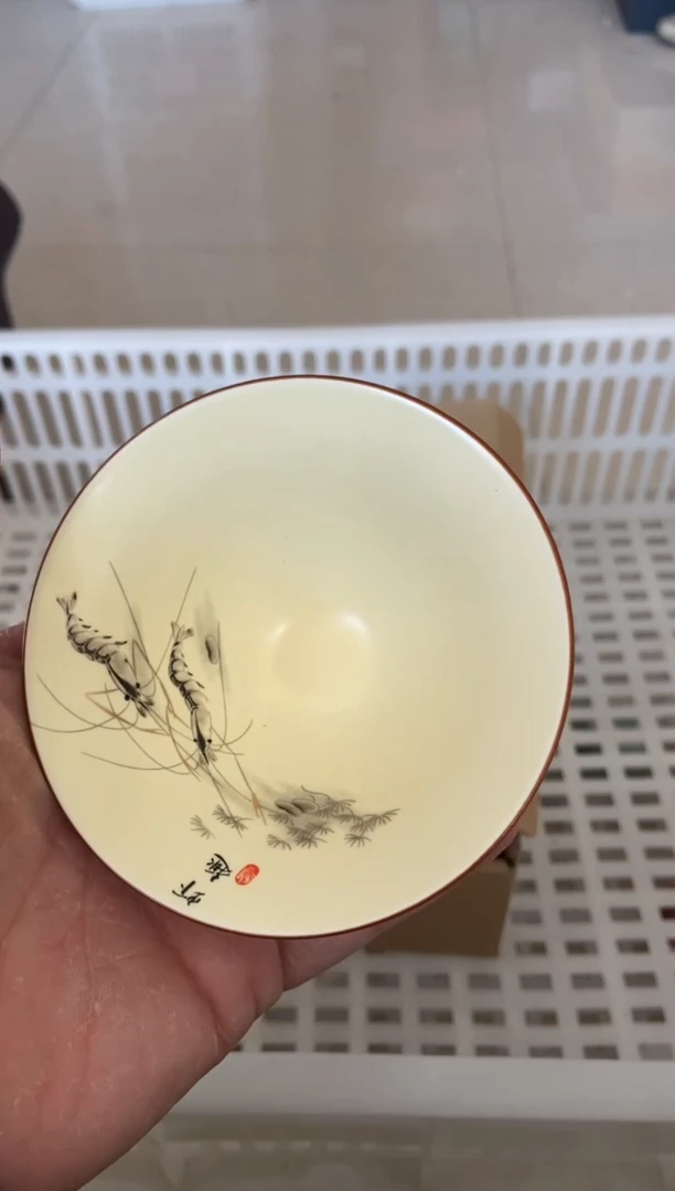 杯子瓷无运费险有瑕疵的摄影的产品有使用过的痕迹有点脏介意勿拍