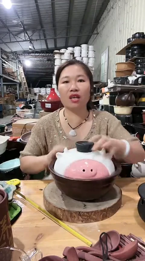 瑕疵咖色带盖3933