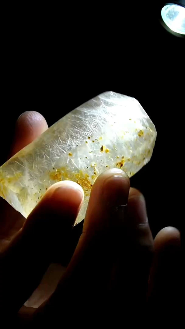 吊坠(赠链)未镶嵌水晶水晶