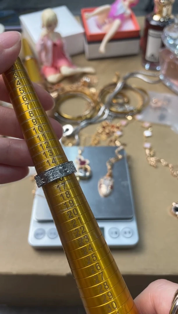 瓷片嘉荣当康大姐fu的总铺