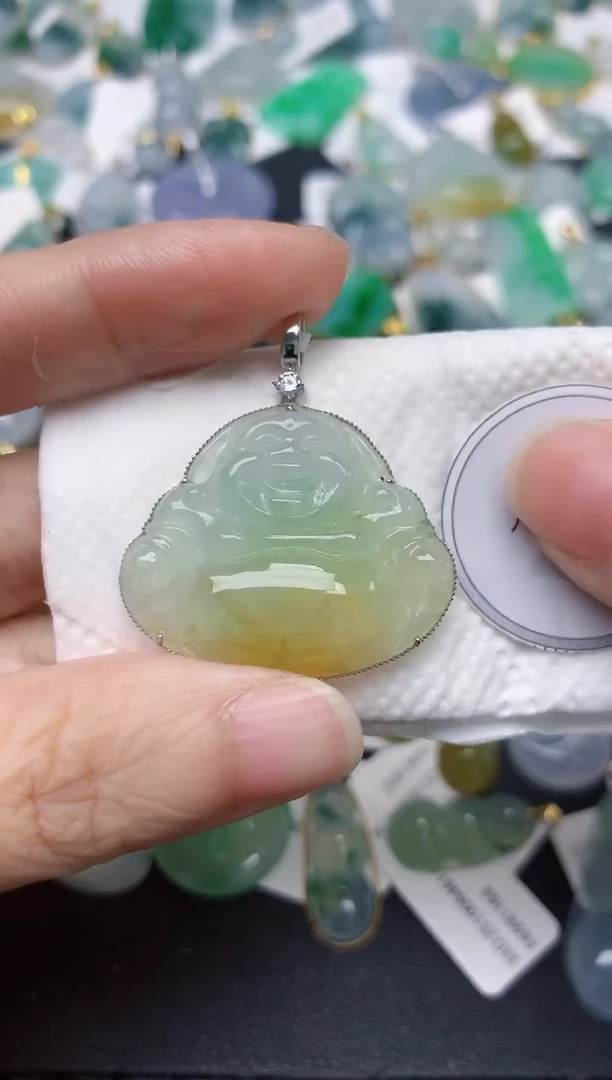 颈饰18K金镶嵌翡翠天然缅甸A货翡翠