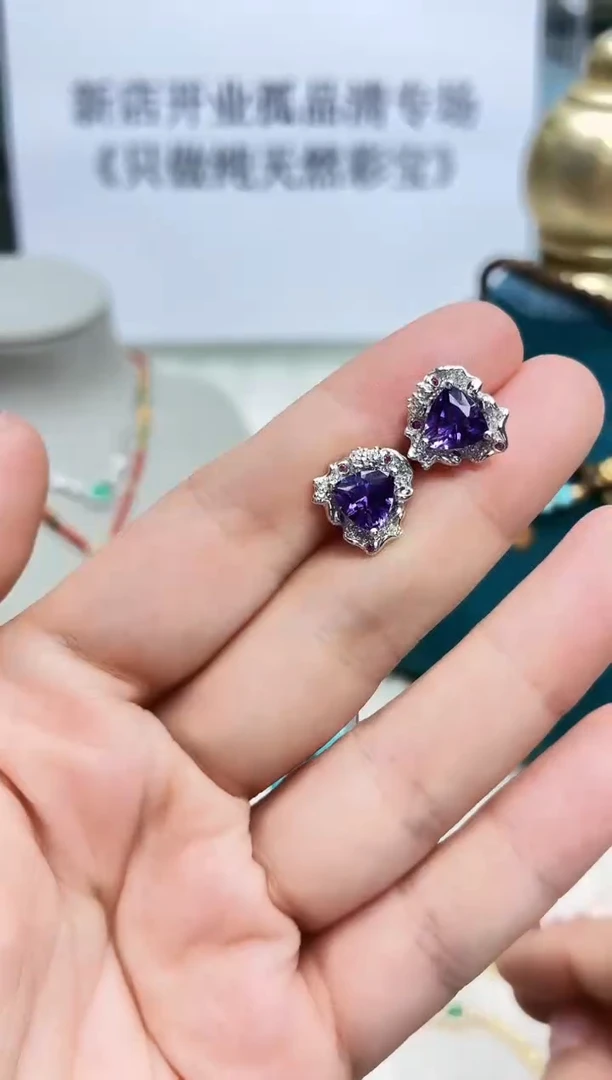 银S925镶嵌耳饰水晶153ZB1207产品一个（多样性）