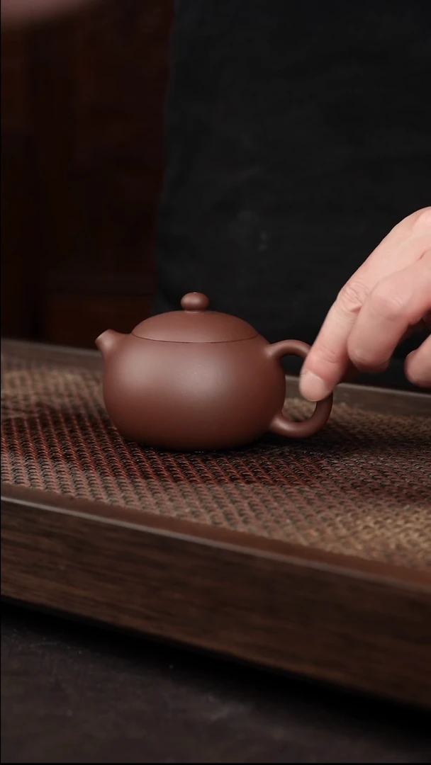 茶杯紫砂底槽清西施