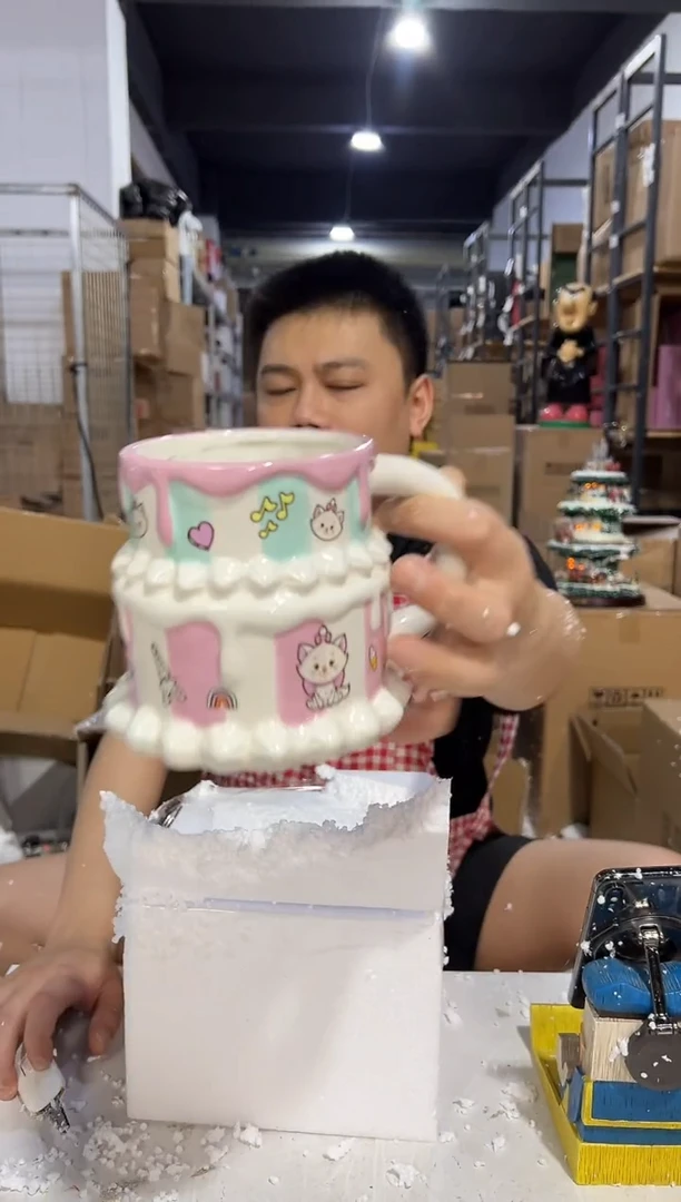 瓷片Ｑ版玛丽猫蛋糕水杯