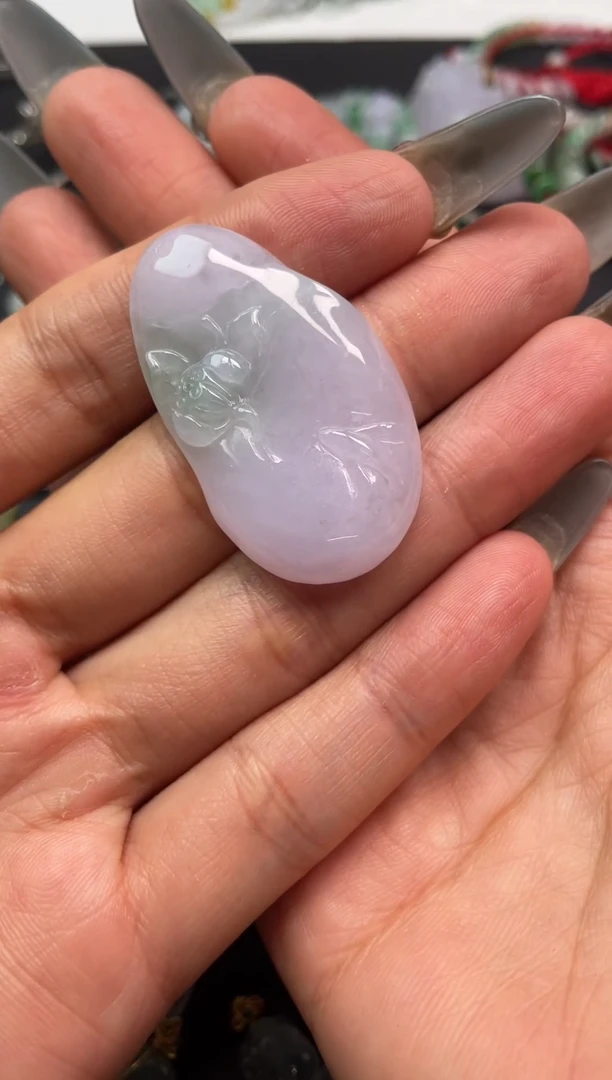 翡翠未镶嵌颈饰翡翠挂件