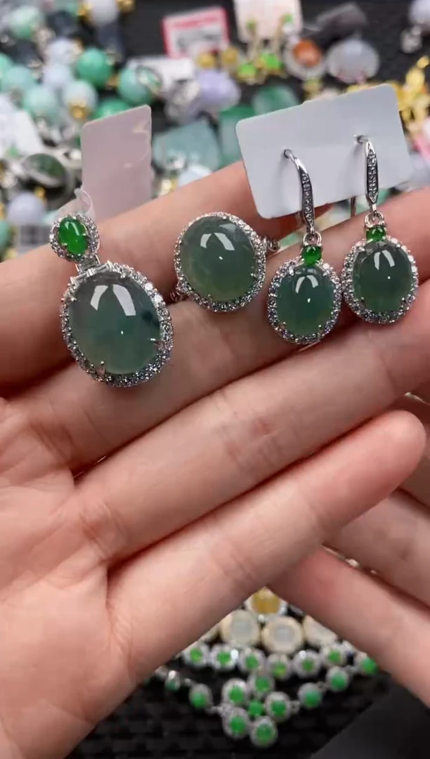 银S925镶嵌戒指翡翠555              10