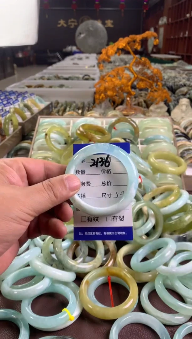 蛇纹石玉未镶嵌手镯2136