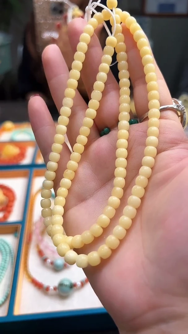 蜜蜡颈饰未镶嵌6+蜜蜡精工精挑老型多圈  一条