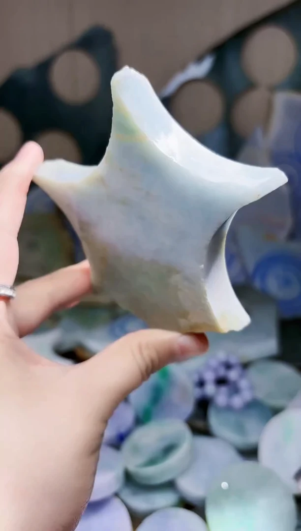 翡翠未镶嵌颈饰翡翠A货 江谭279