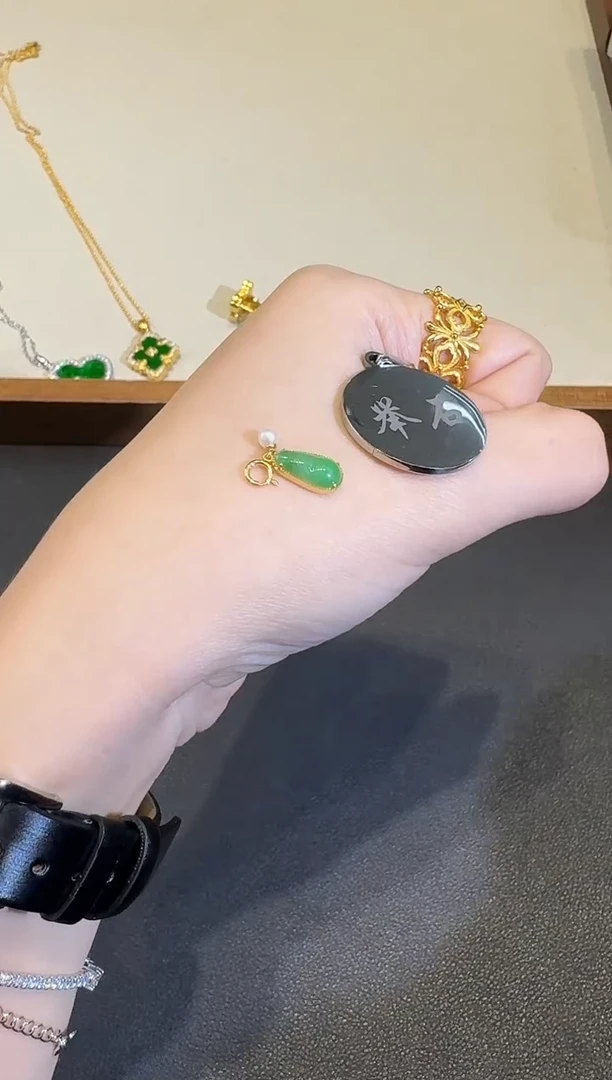 颈饰18K金镶嵌翡翠X1125-512-260