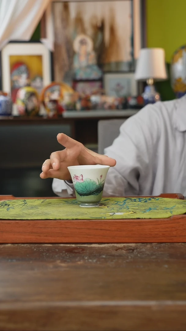摆件景德镇釉下手绘陶瓷茶具，茶叶罐，咖啡杯