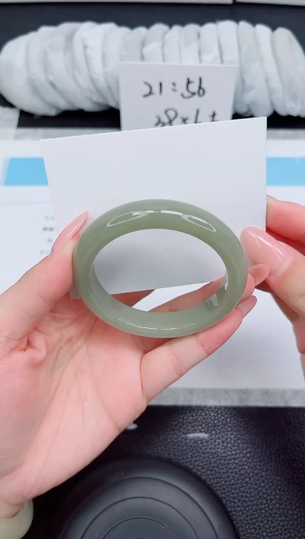 石英质玉手镯未镶嵌24-55.6