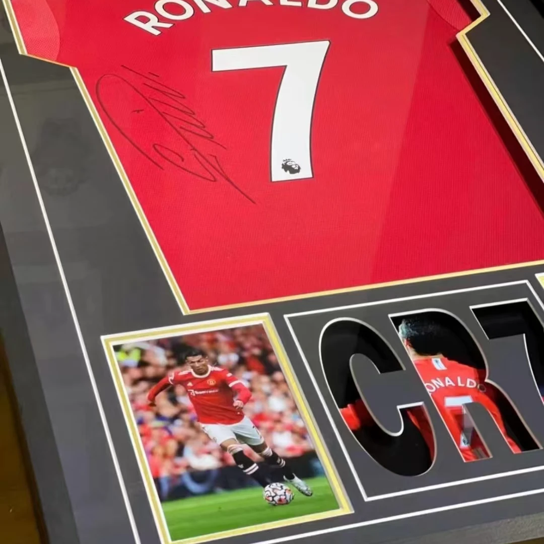 C罗曼联签名球衣完美精装裱 icons官方认证 带防伪