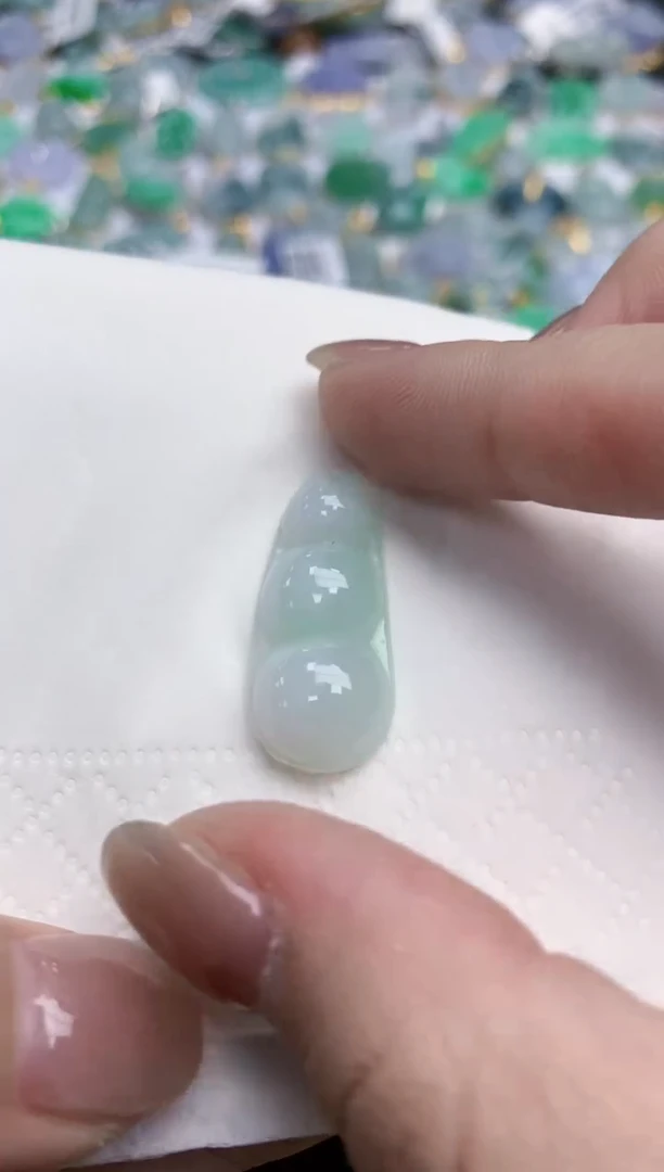 【闪购商品】翡翠颈饰未镶嵌天然缅甸翡翠A货