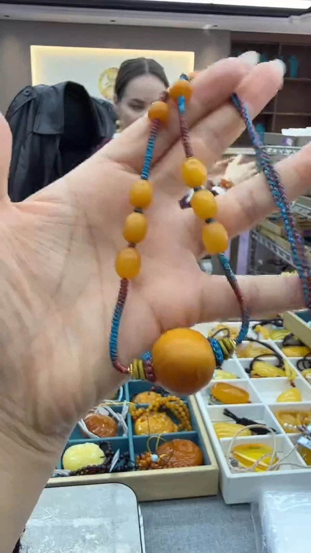 琥珀颈饰未镶嵌312秒拍号假一罚三