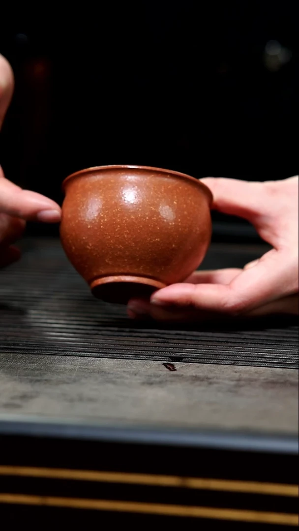 【闪购商品】紫砂茶壶04-粗砂降坡圆融杯140cc