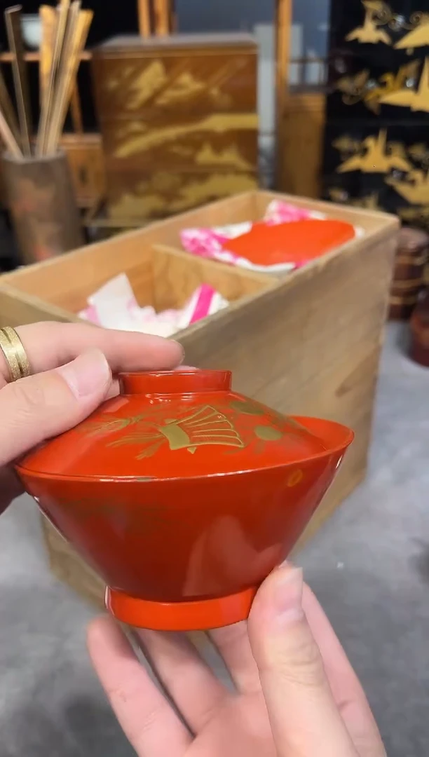 高肉金莳绘 盖碗两只