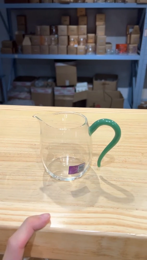 小***饿禾器慕然翡翠玉