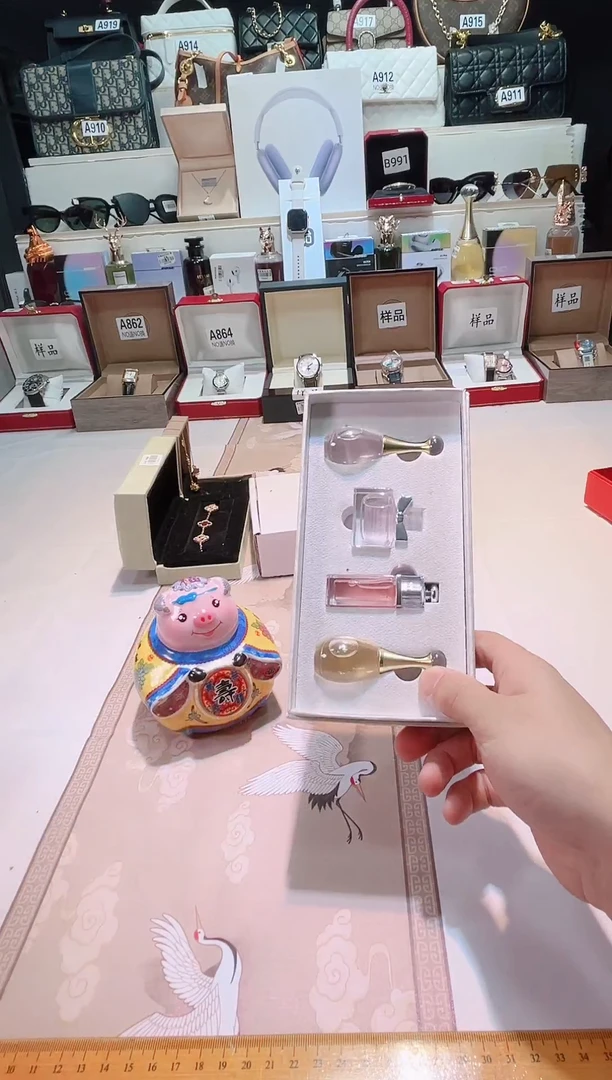 瓷片瓷器 库房到期 全部地板价@@1