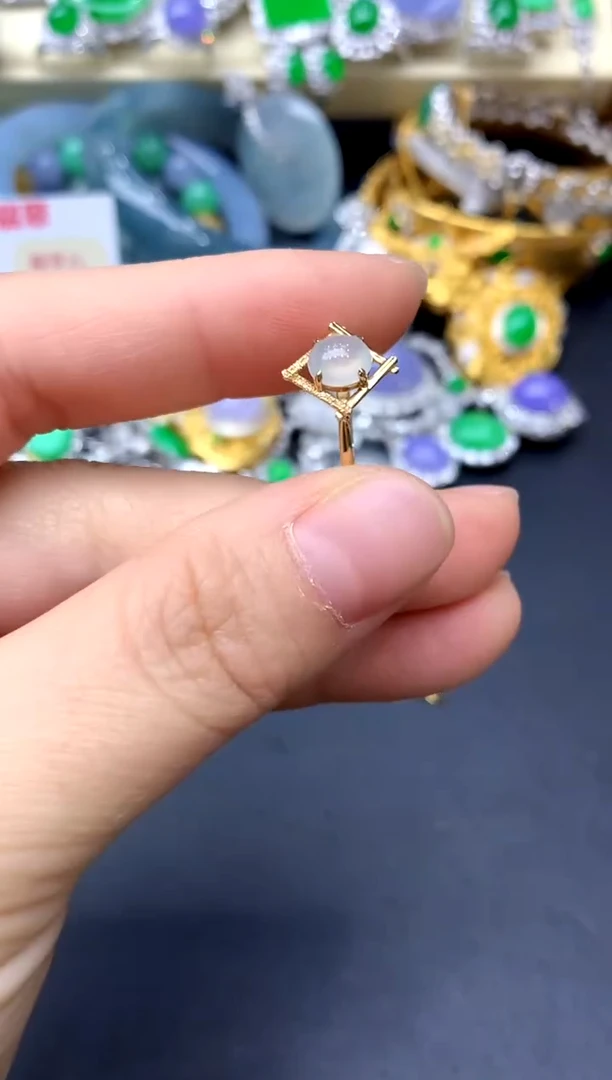 18K金镶嵌戒指翡翠337-中国好珍宝