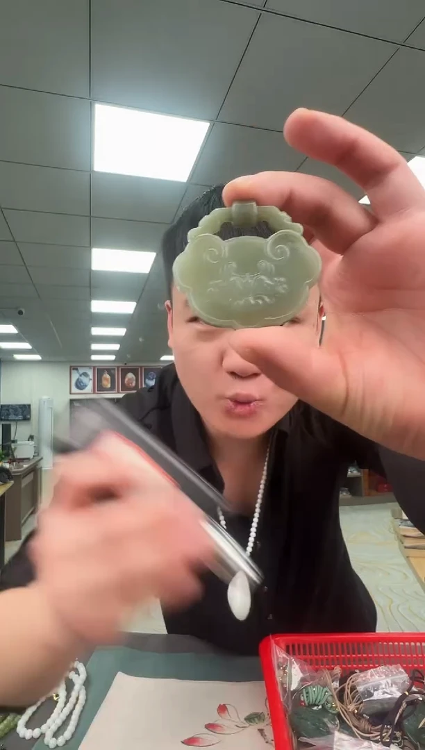 颈饰未镶嵌和田玉b11