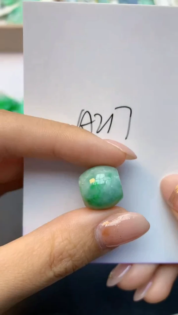 颈饰未镶嵌翡翠天然A货缅甸翡翠百元以上9元证书费自理