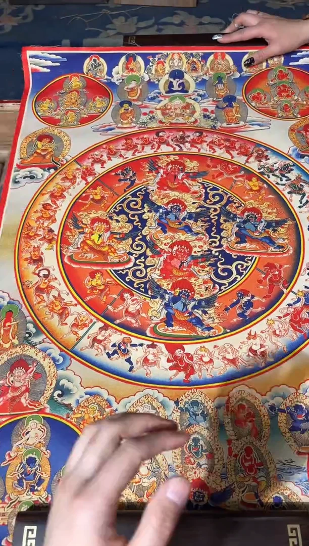 卷轴画龙妹的唐卡tk16