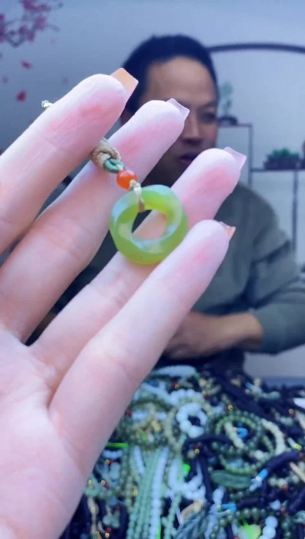 颈饰未镶嵌和田玉多样性发拍一发一