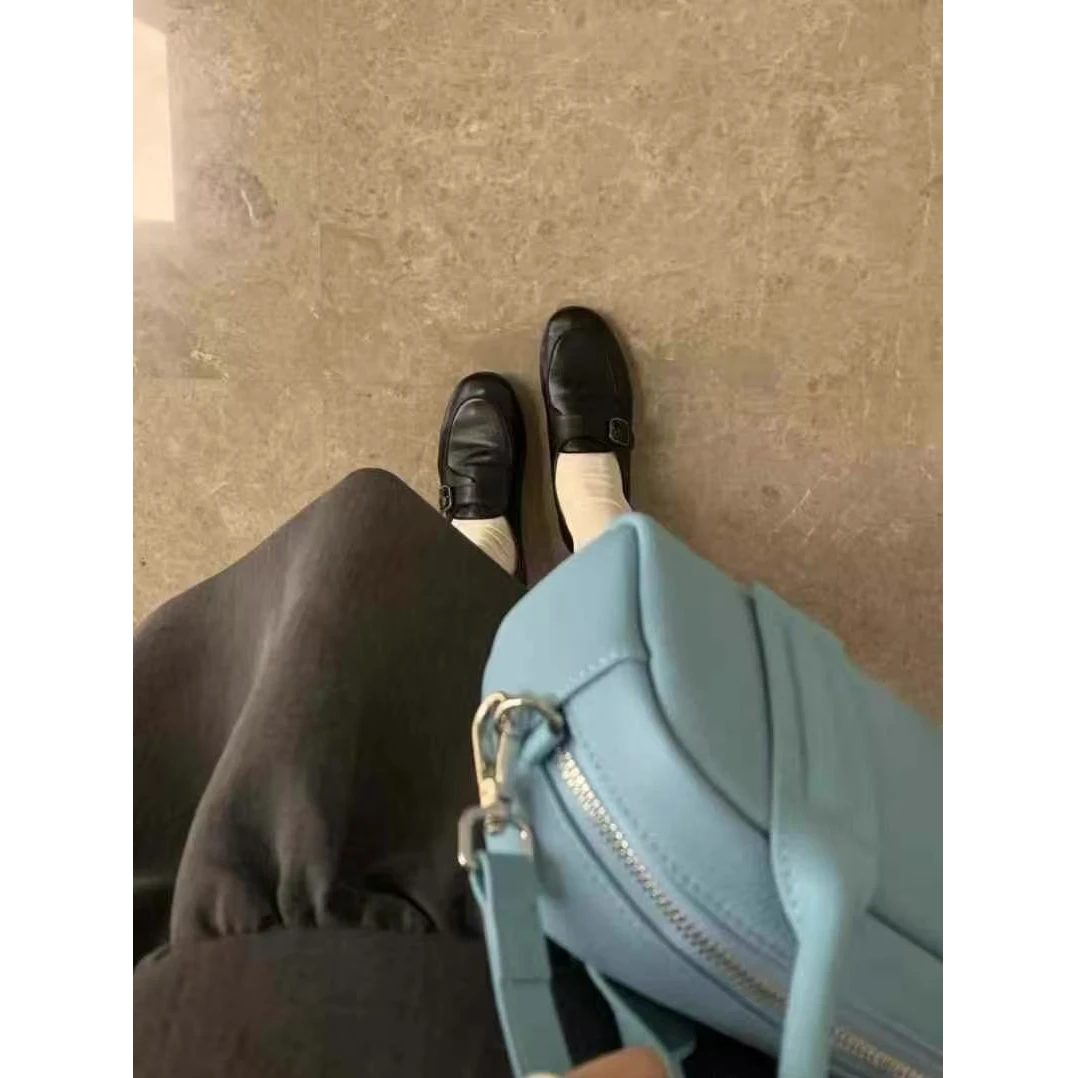 L-9389#“从日常通勤到约会穿搭都能轻松驾驭”的乐福单鞋