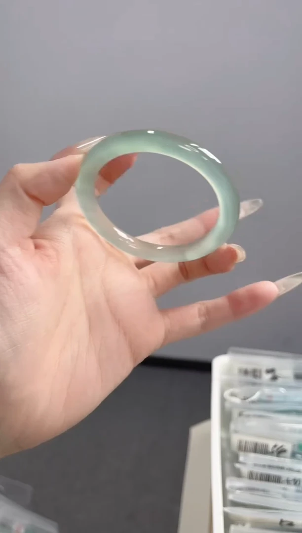 玛瑙/玉髓手镯未镶嵌54圈卡8