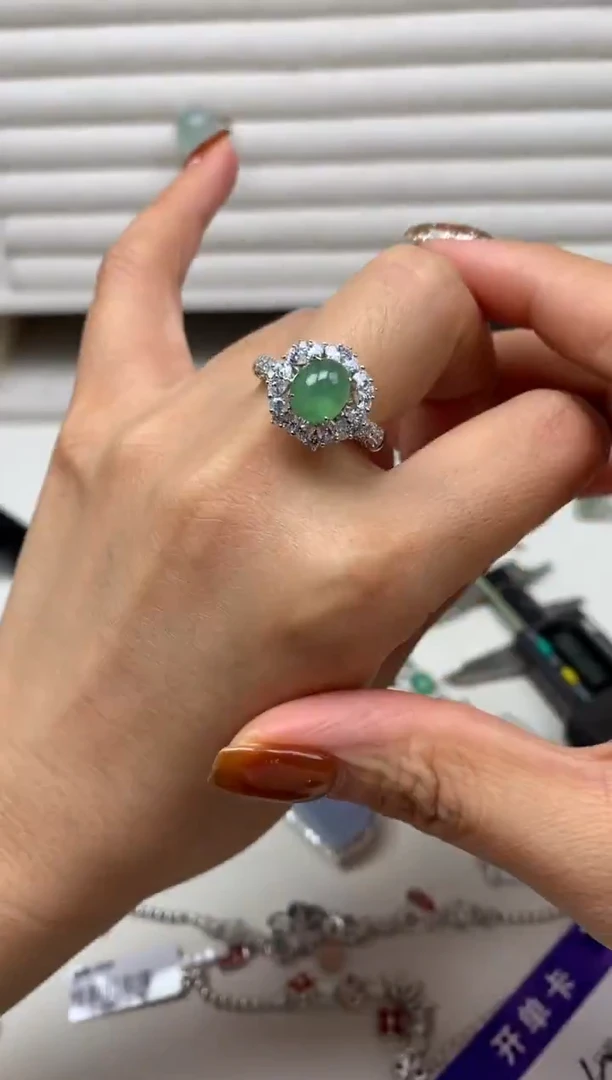 银S925镶嵌戒指翡翠1