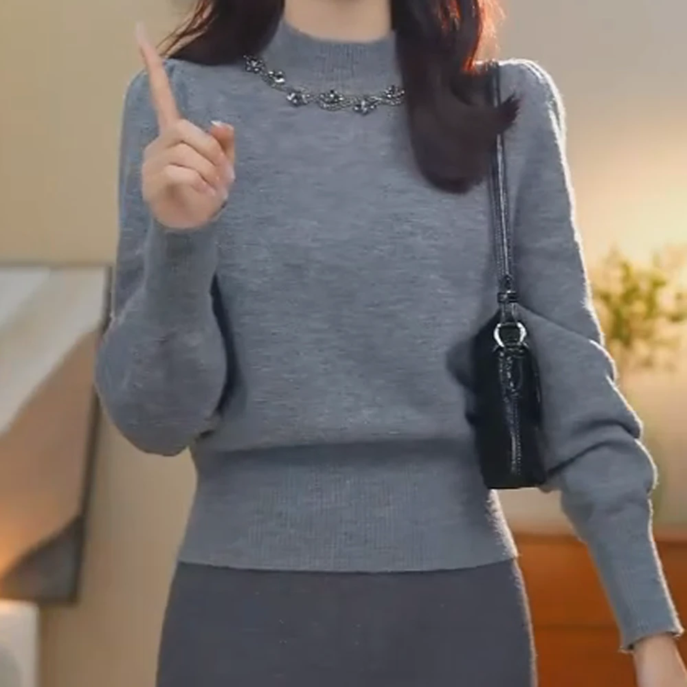 时尚轻奢冬装新款圆领套头保暖百搭网红高级洋气项链款打底衫毛衣