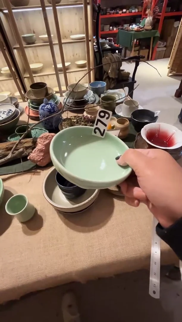 瓷片清*279豆青圆小盘