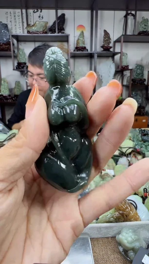 未镶嵌和田玉把件1