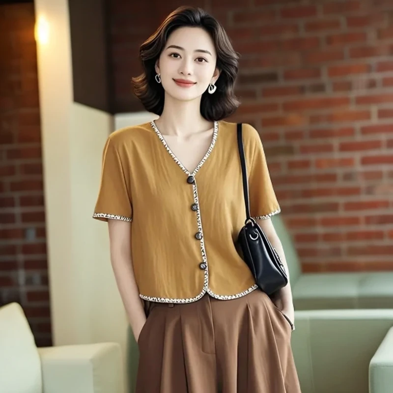 轻熟法式小众设计感独特漂亮大码上衣高级感超好看黄色V领衬衫女
