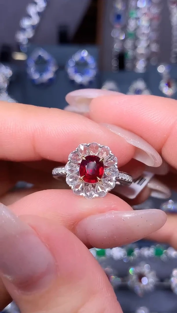 18K金镶嵌戒指红宝石1.24ct/AIGS/无烧鸽血红