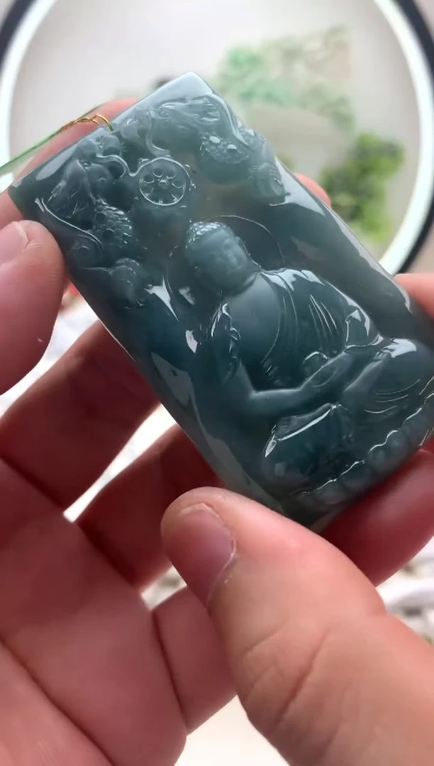 颈饰未镶嵌翡翠大日