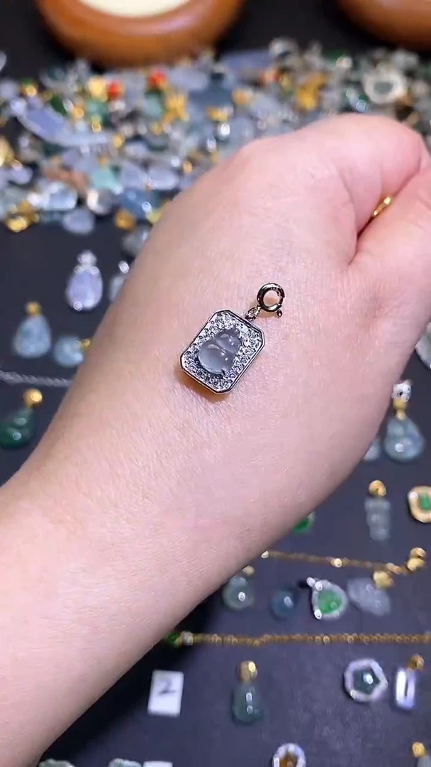 【闪购商品】翡翠吊坠(不含链)银S925镶嵌1