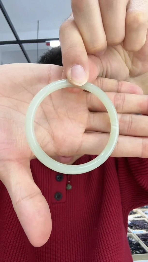 未镶嵌手镯和田玉55圈口