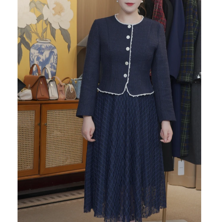 钉珠花边拼接蕾丝假两件连衣裙秋冬新款优雅知性A字裙(有内衬)