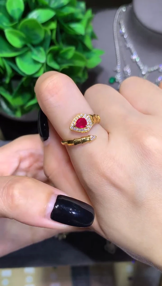 18K金镶嵌戒指红宝石0.5ct