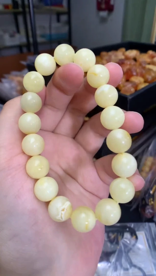 蜜蜡未镶嵌珠宝奇石1